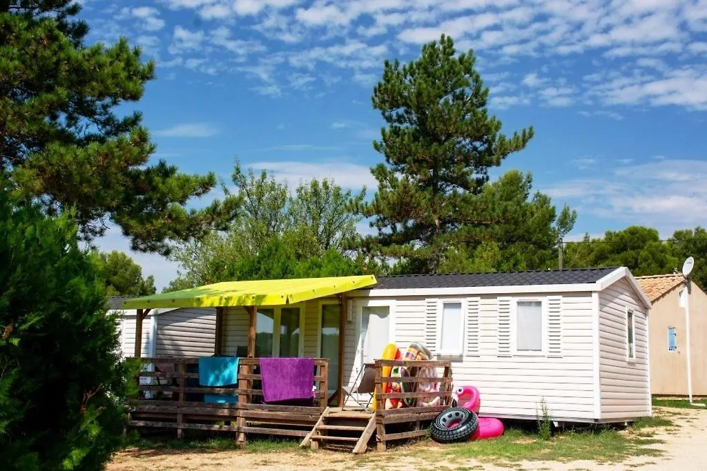Hotel Camping Les Hautes Prairies Lourmarin